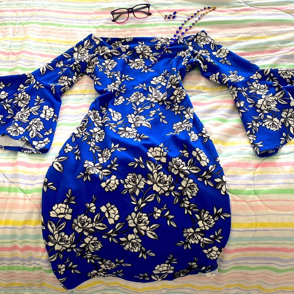 OLIVIA MATTHEWS Off-the-Shoulder Chinoiserie Floral Dress - Picture 1 of 12